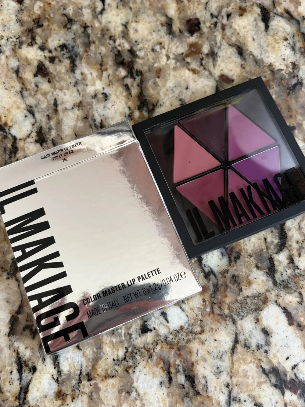 ⚡️❄️Il Makiage Violet Affair Color Master Lip Palette
